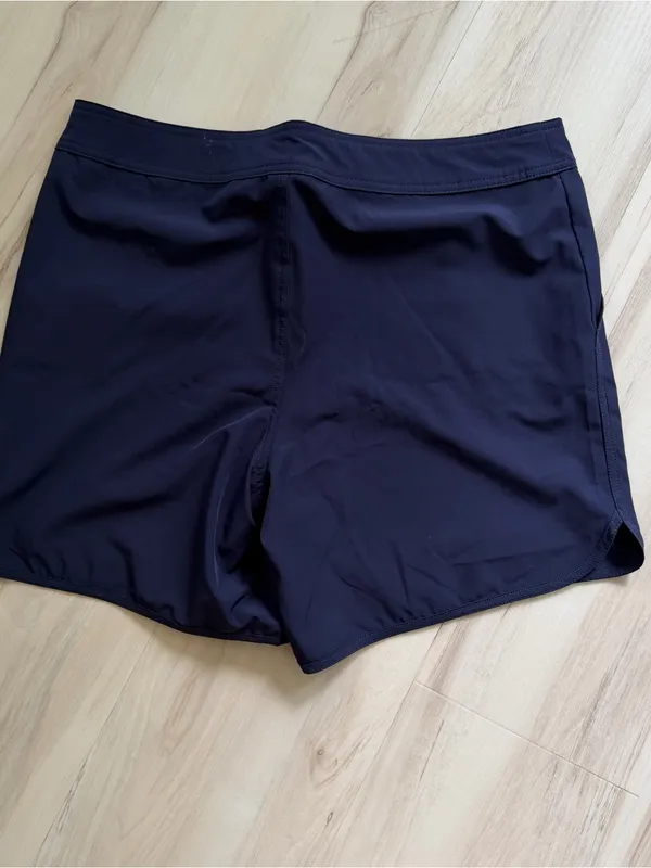 Navy Nautica shorts size M - Image 7