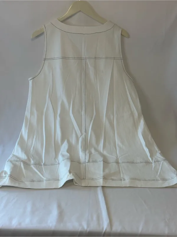 White Sleeveless Zip Front A-Line Dress with Contrast Stitching - Image 3
