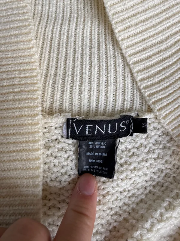 Venus Cream Chunky Knit Cardigan - Image 3