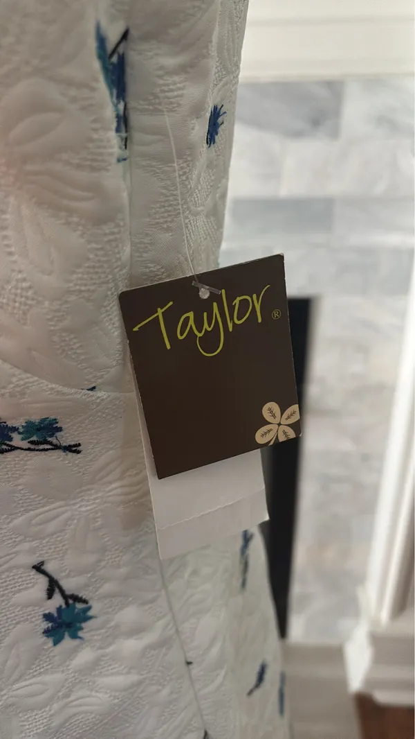 NWT White Dress by Taylor Size 12 - Image 3
