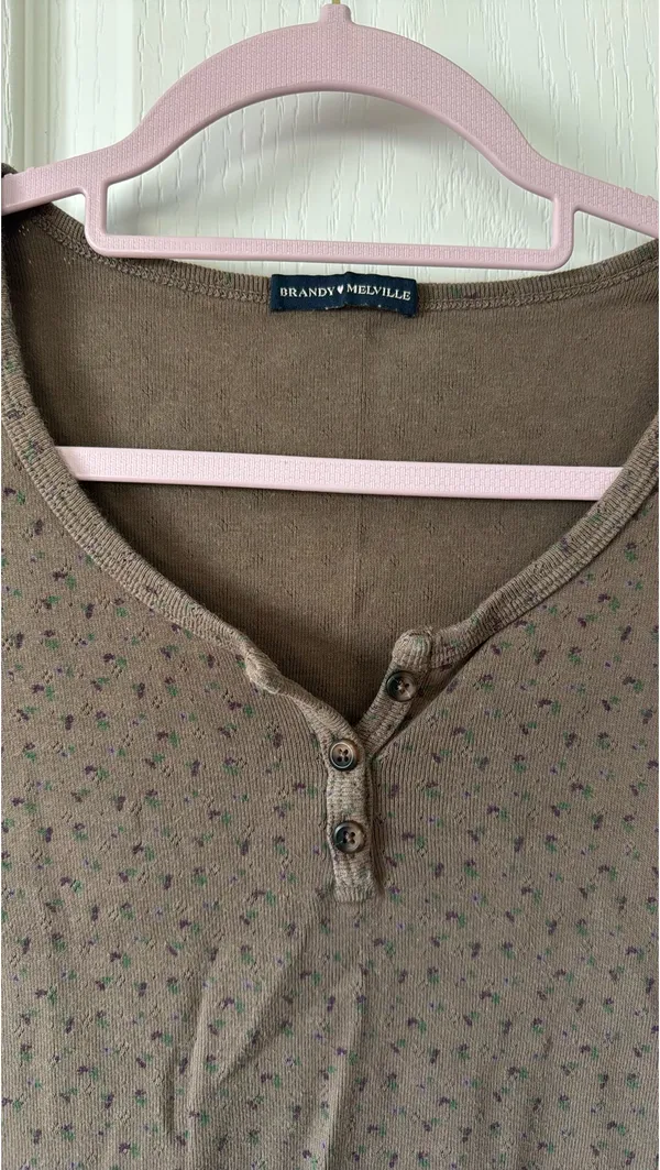 Brandy Melville Brown Floral Top - Image 2