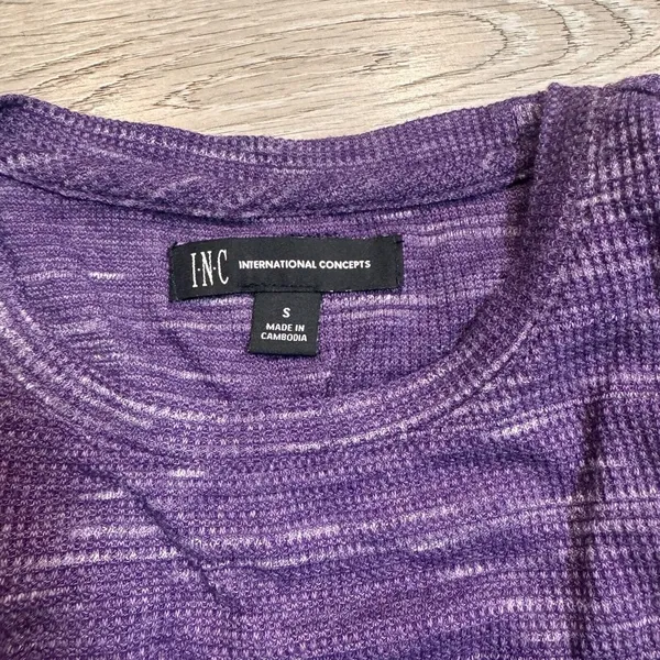 INC International Concepts Top Size Small‎ S Purple Texture Short Sleeve Shirt - Image 3