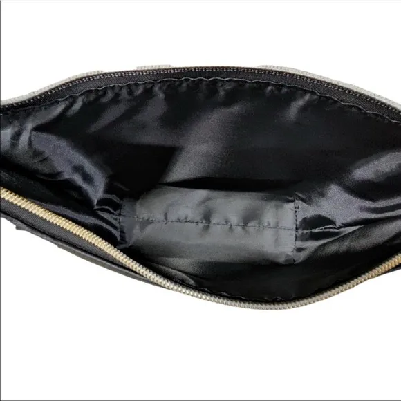 NWOT Jeffree Star Exclusive Halloween 🦇Bat Makeup Bag - Image 6