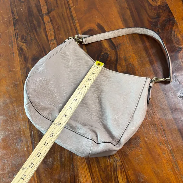 Kate Spade New‎ York Taupe Pebbled Leather Hobo Shoulder Bag Gold Hardware - Image 5