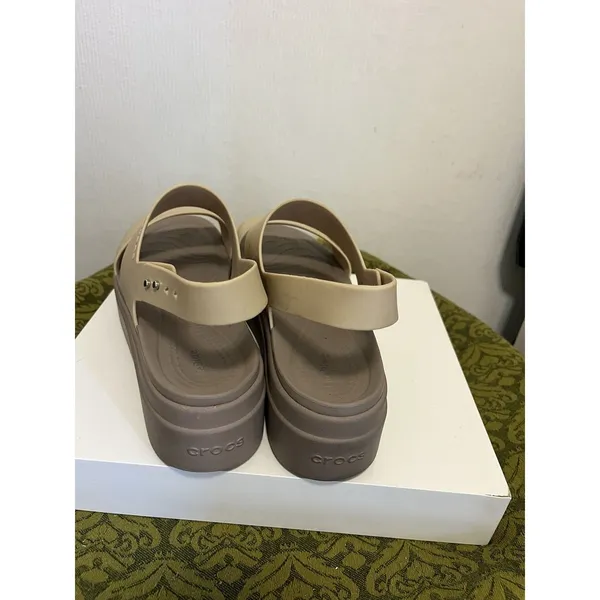 Crocs Literide Brooklyn Low Wedge Platform Sandal Size 10 Women'S Beige - Image 4