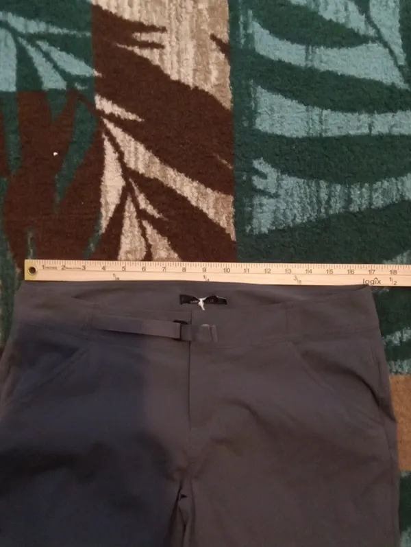 Prana Jasmine Knicker Low Rise Relaxed Fit Hiking Outdoors Cropped Pants - Image 9