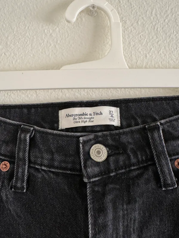 Abercrombie & Fitch Jeans - Image 3