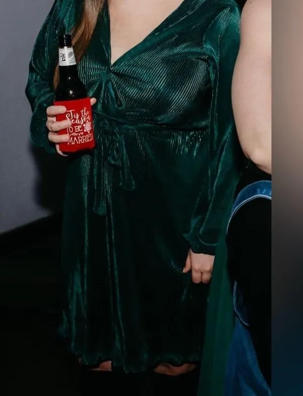 Hunter green pleated velvet mini dress - Image 2