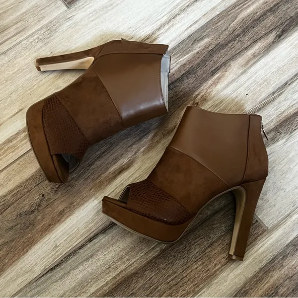 Antano brown leather open toed booties Size 7.5 - Image 10