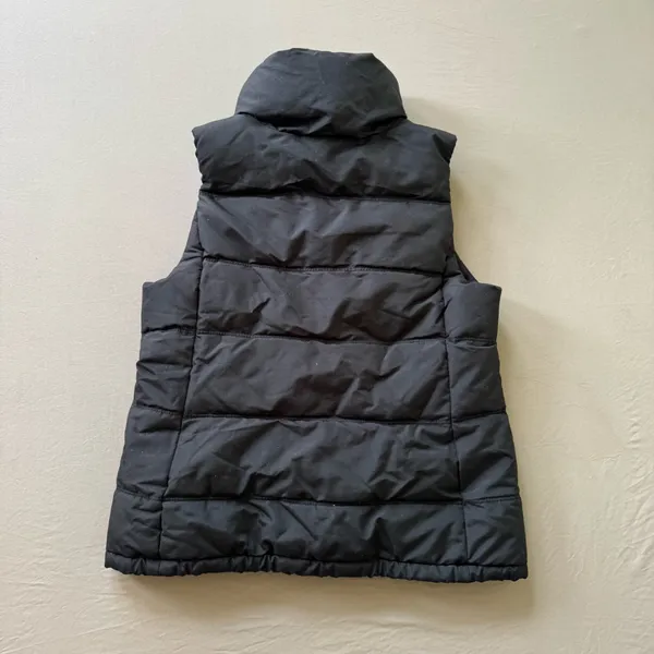 Old Navy Classic Puffer Vest - Image 3