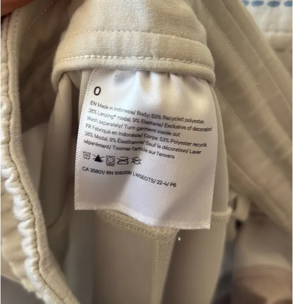 Lululemon Softstreme Pants 25” - Image 3