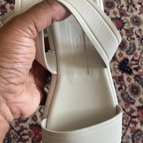 ZARA NWOT Flat Leather Sandal With Buckle Size 12 - Image 4
