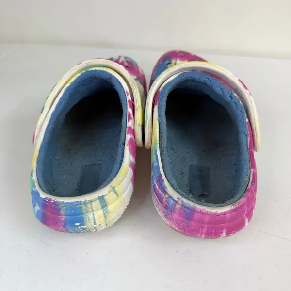 Crocs adult tie dye blue‎ faux fur lined slip on lounge comfy casual shoes 6 - Image 3