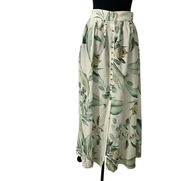 H&M Floral Print Maxi Button Down Skirt(Size Small) - Image 6