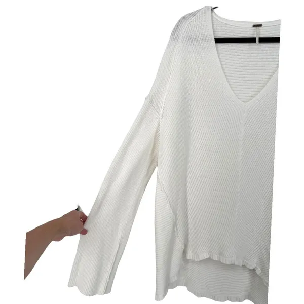 Free People La Brea Oversized V-Neck Chunky Long Sleeve Knit Sweater Size Medium - Image 12