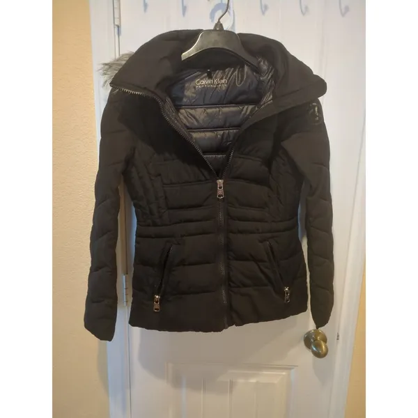 Calvin Klein Women's Hooded Puffer Jacket Size S - Image 6
