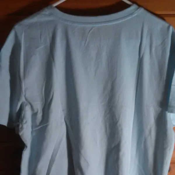 Brand New Kohl's Outdoorsy Tee-Shirt (Size L) - Image 11