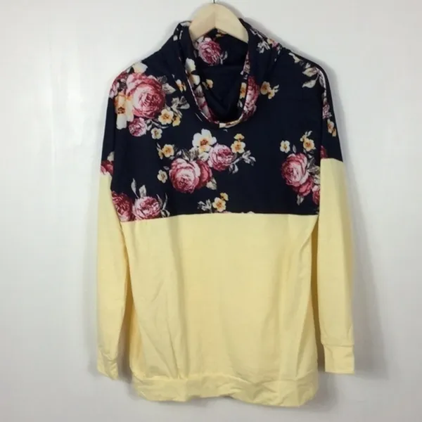 Boutique yellow Floral butter yellow navy kangaroo pouch sweatshirt‎ Large - Image 4