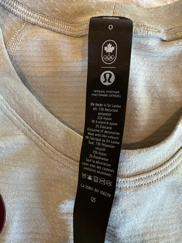 Lululemon - Team Canada Shirt - Image 3