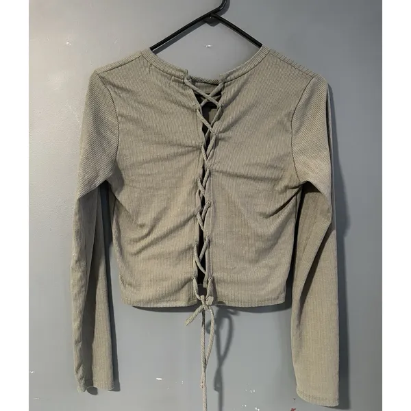 green blouse for‎ women Size L - Image 3