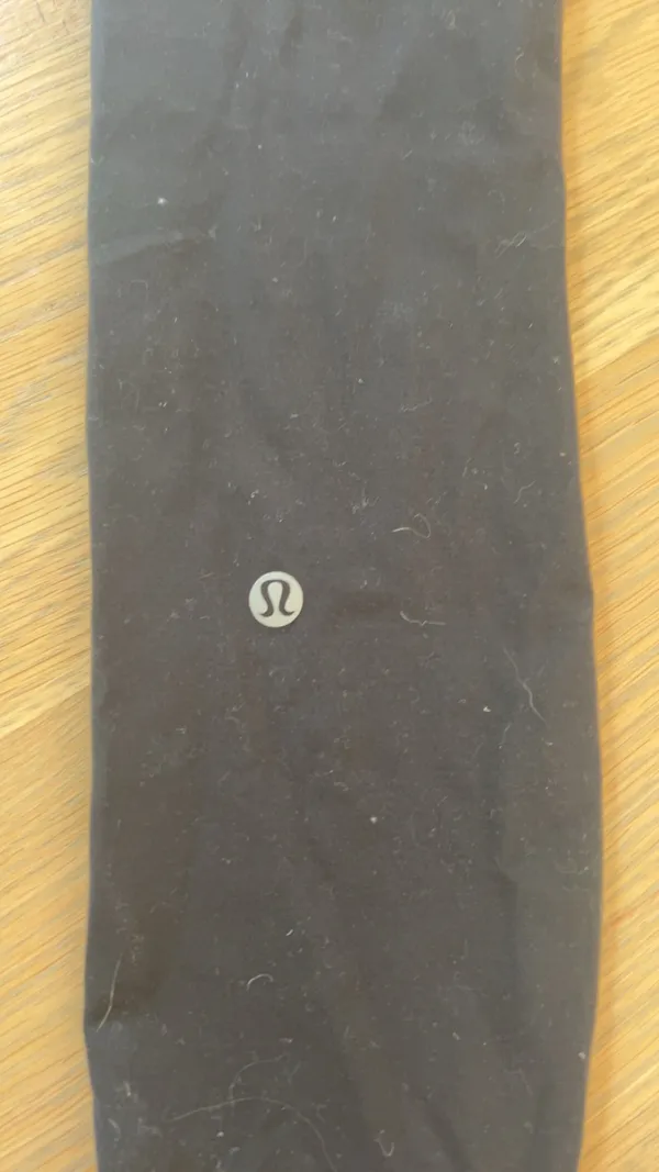 Lululemon Black Leggings 25" - Image 4