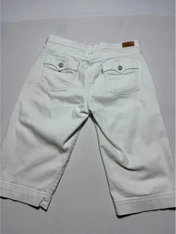 Levi’s 515 Capri Women’s Size 6 White Stretch Denim Cropped Jeans - Image 3