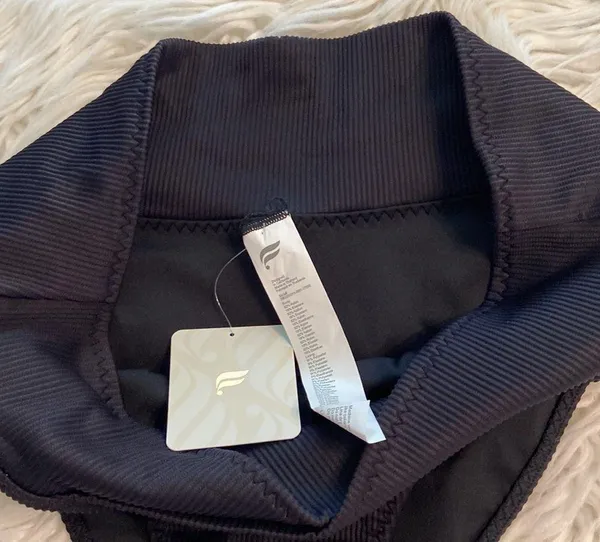 FABLETICS SWIM BOTTOM size L brand new color black waist 30” flat elastic - Image 2