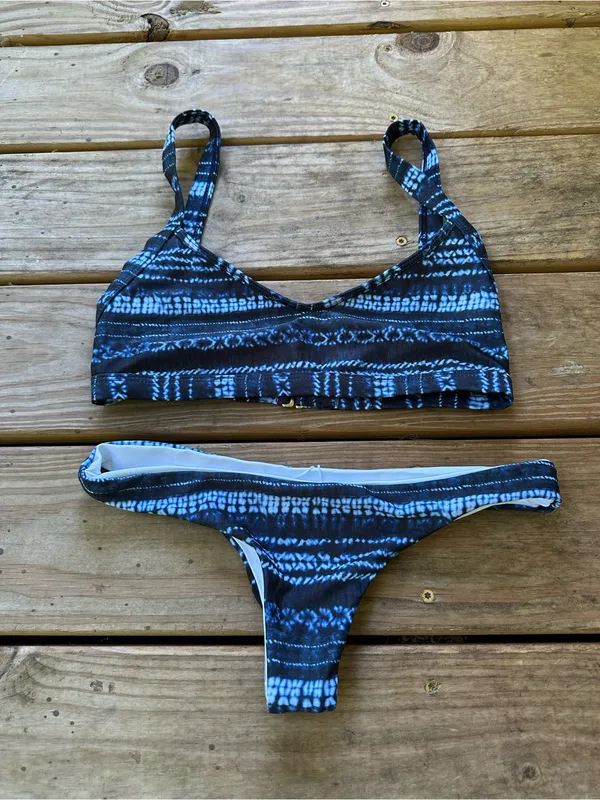 NWOT L*Space Lilly Tie Dye Itsy bikini set blue - Image 2