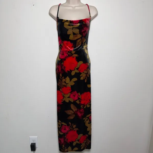 Taylor Women Whimsigoth Dress 4 Black Red Velvet Floral Cowl Midi Bodycon Slit - Image 11