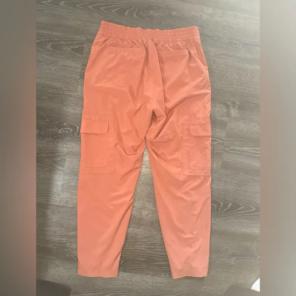 Athleta‎ Women's Etruscan Red Chelsea Cargo Lined Pant Style #631619 Size 12 - Image 5