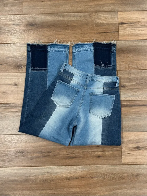 LOVE CULT Retro Chic Faded Patchwork High-rise Wide Leg Jeans | Size 3 - Image 3