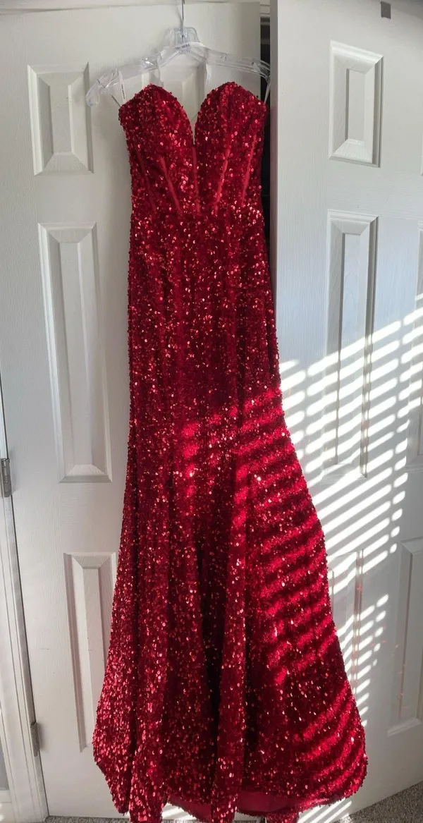 Sherri Hill Prom Dress - Image 5