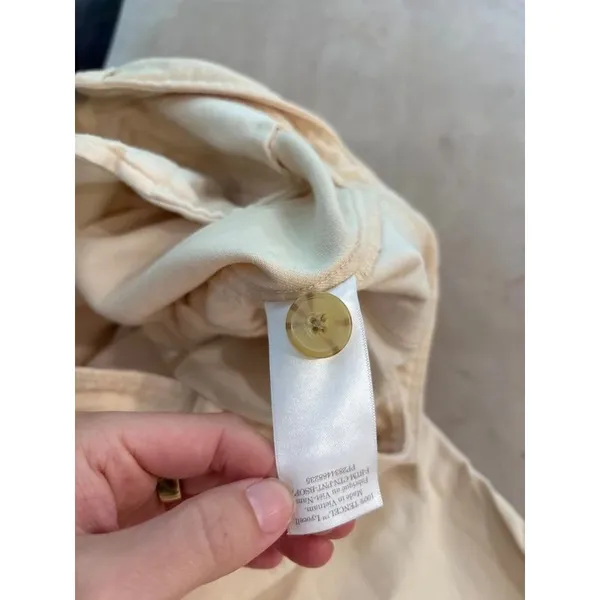 Everlane beige barrel leg pants - Image 3