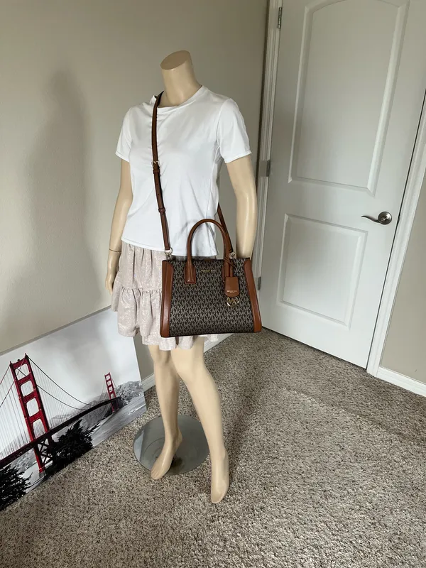 Michael Kors Purse - Image 6