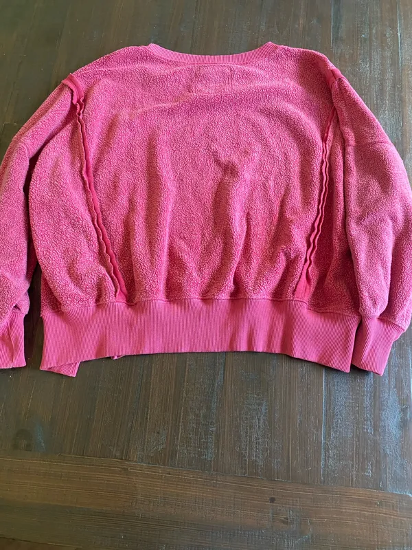 Aerie Red American Eagle sweatshirt - Image 4