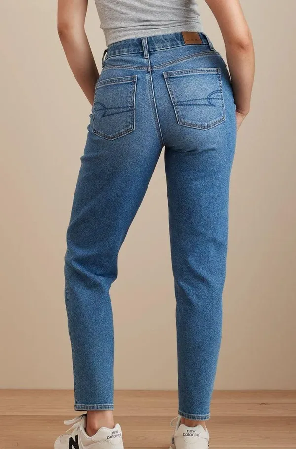 American Eagle Stretch Mom Jeans - Image 2