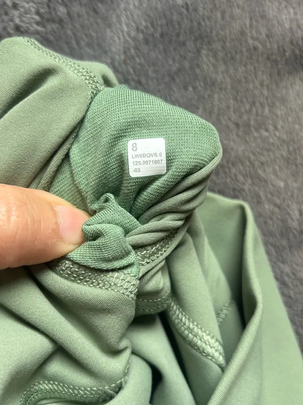 NWT Lululemon Align High-Rise Crop 23" Desert Green - Size 8 - Image 4