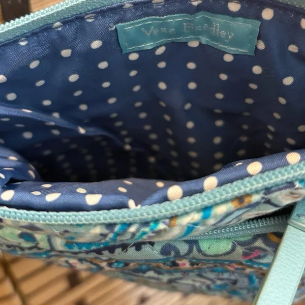 Vera Bradley Crossbody‎ - Image 5