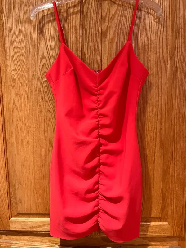 LIKELY Charla Ruched Bodycon Sleeveless Spaghetti Strap Mini Dress Red‎ Size 4 - Image 7