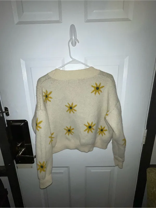 Petal & Pup Cream Floral Button-Front Cardigan Sweater - Size Medium - Image 2