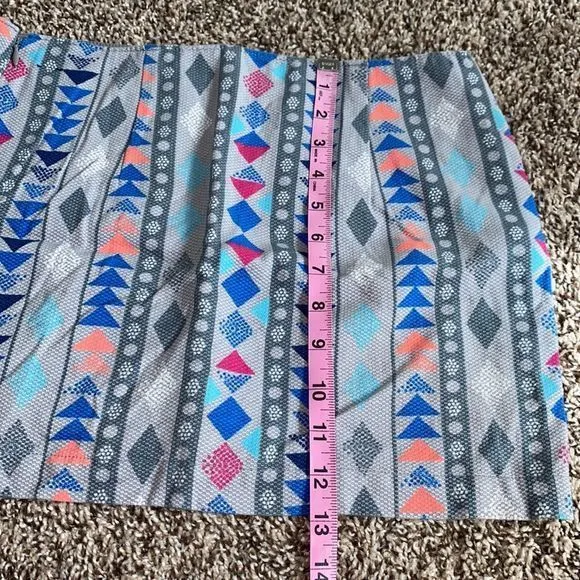 5/$30 🎈 Hollister geometric‎ mini skirt women’s size 3 - Image 6