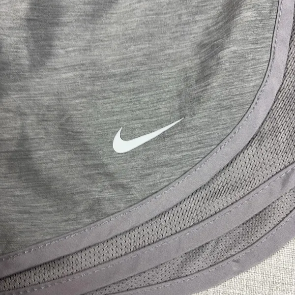 Nike Dri-FIT Running Shorts Womens M Gray 3 In Lined Athletic Pockets DB4487-067 - Image 2