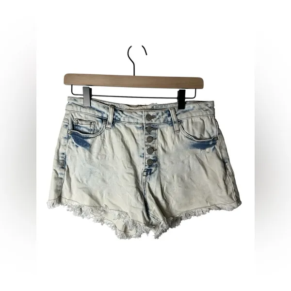 Altar’d State Women’s Button Fly Frayed Hem‎ Denim Shorts Size 26/3 Acid Wash - Image 2