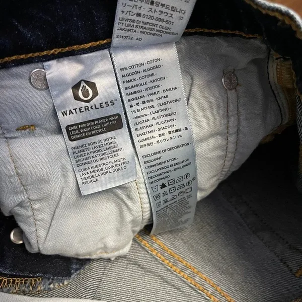 Levi's 501 Mid-Thigh Denim Shorts Size 25 - Image 12