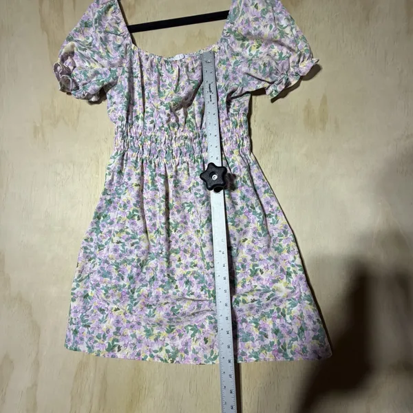 Iris‎ Women's Floral Puff Sleeve Smocked Mini Dress Cottagecore Lavender Large - Image 6