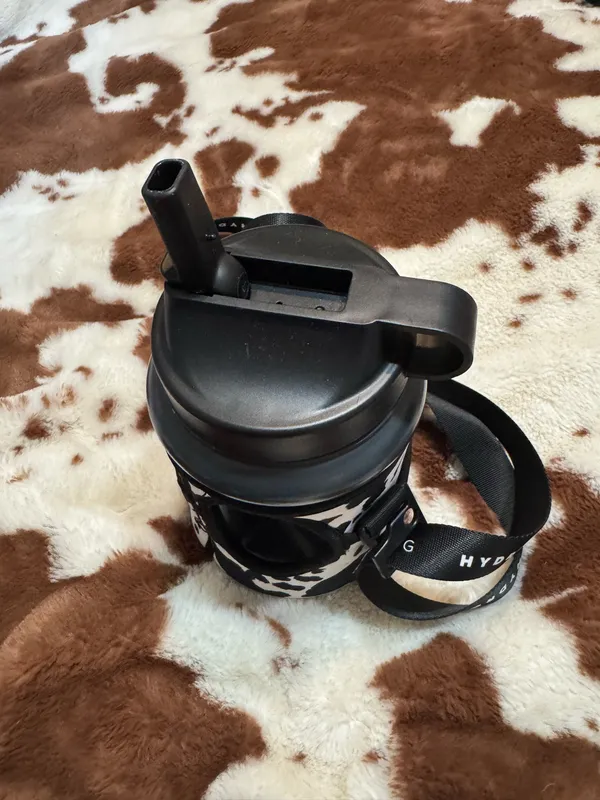 Small Hydrojug with cow print sleeve Multiple - Image 4