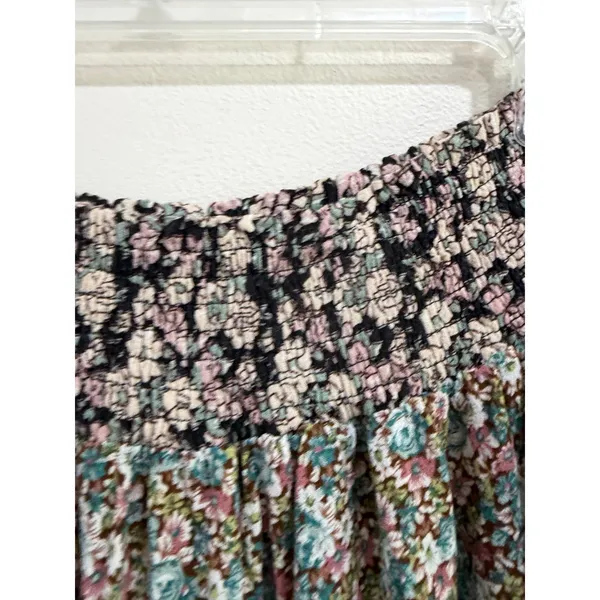 Natural Life Floral Smocked Tiered Mini Skirt Womens Large Black Pink Rayon Boho - Image 4