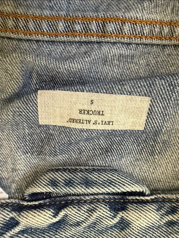 Levi's Altered Trucker Denim Jacket Size Small - Image 2