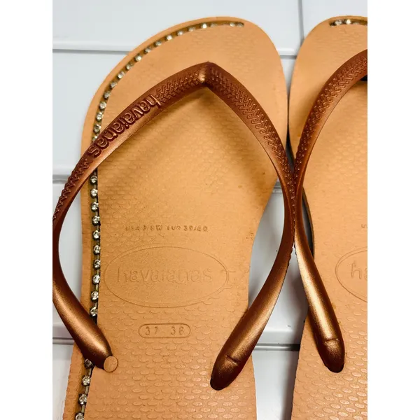 Havaianas Slim Flip Flops Rose Gold with Diamond-like stones embedded size 7/8 - Image 5