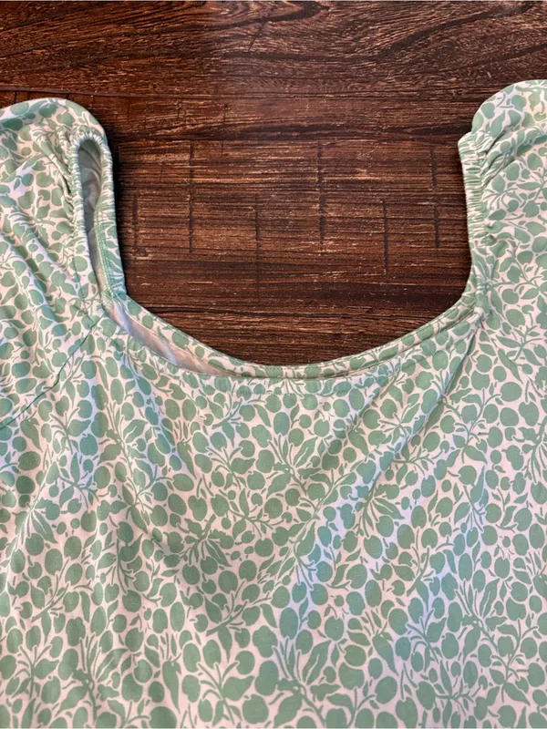 Boden Milkmaid Dress Womens 6P Sage Green Ditsy Floral Puff Sleeve - Image 5